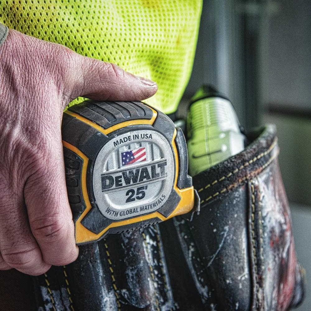 DEWALT 25 ft. x 1-1/4 in. XP Premium Tape Measure - Image 14