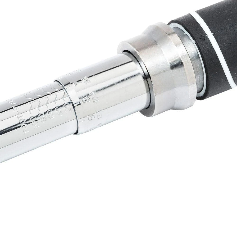 Husky 20 ft. /lbs. to 100 ft. /lbs. 3/8 in. Drive Torque Wrench - Image 9