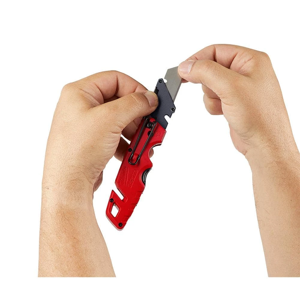 Milwaukee FASTBACK Folding Utility Knife with Blade Storage and General Purpose Blade - Image 8