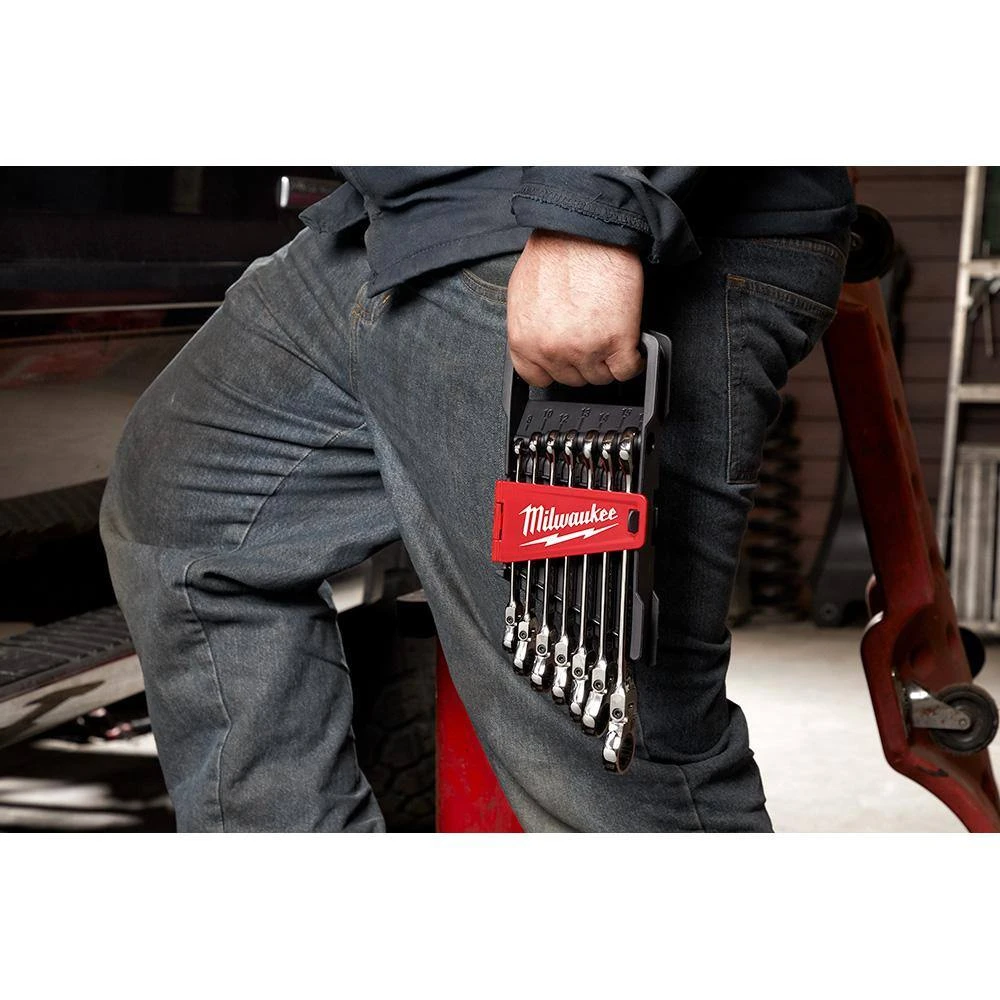 Milwaukee 144-Position Flex-Head Ratcheting Combination Wrench Set Metric with Screwdriver Set (17-Piece) - Image 10
