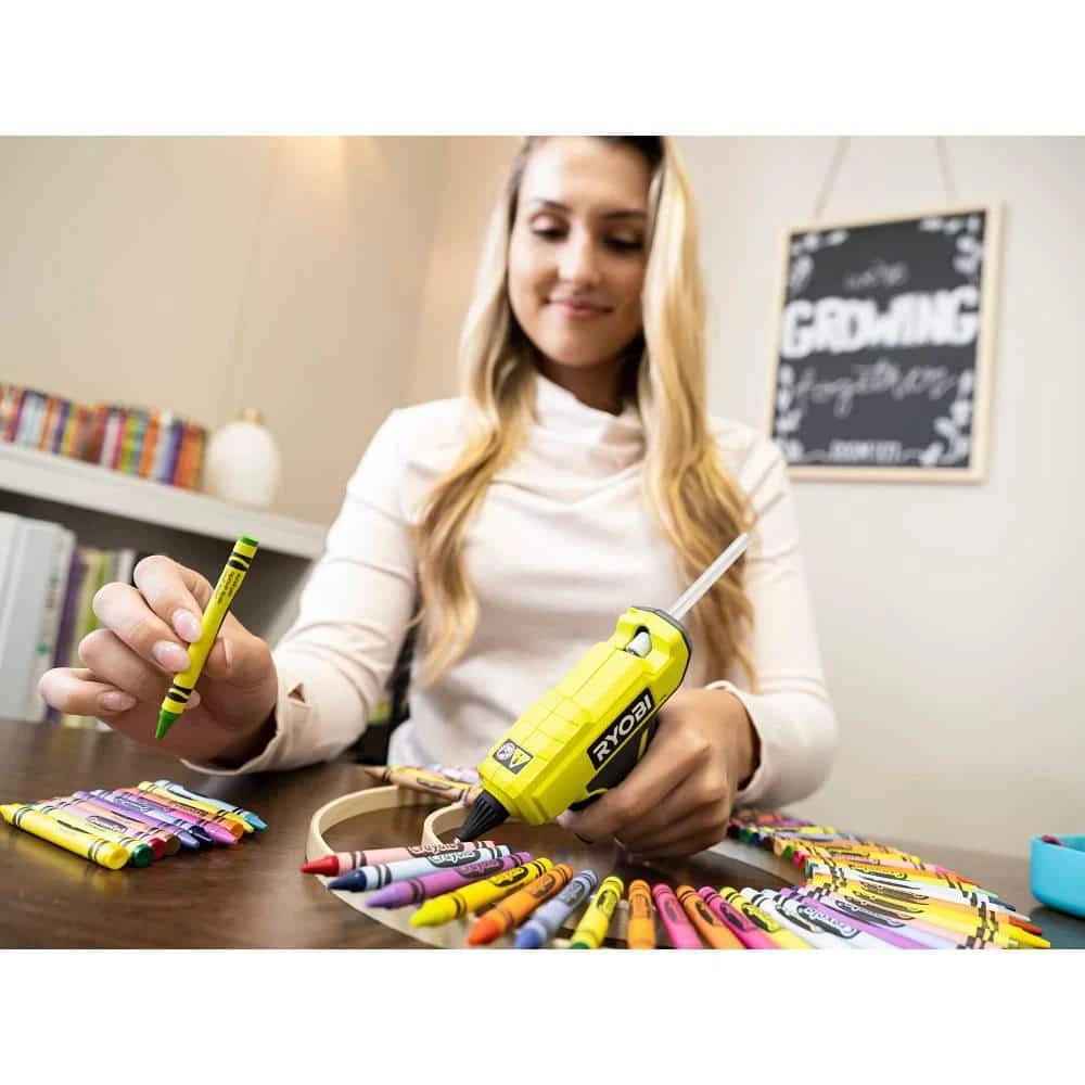 RYOBI ONE+ 18V Cordless Compact Glue Gun (Tool Only) - Image 11