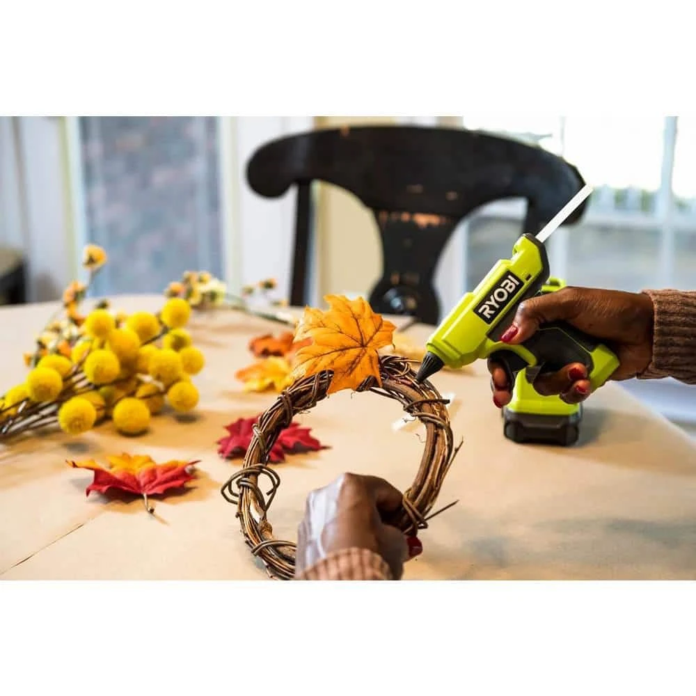 RYOBI ONE+ 18V Cordless Compact Glue Gun (Tool Only) - Image 9